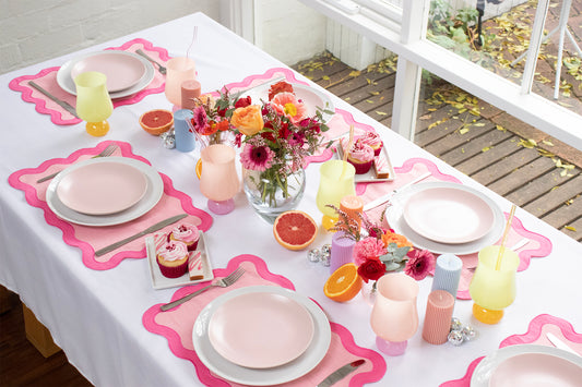 Scalloped Linen Placemat Set